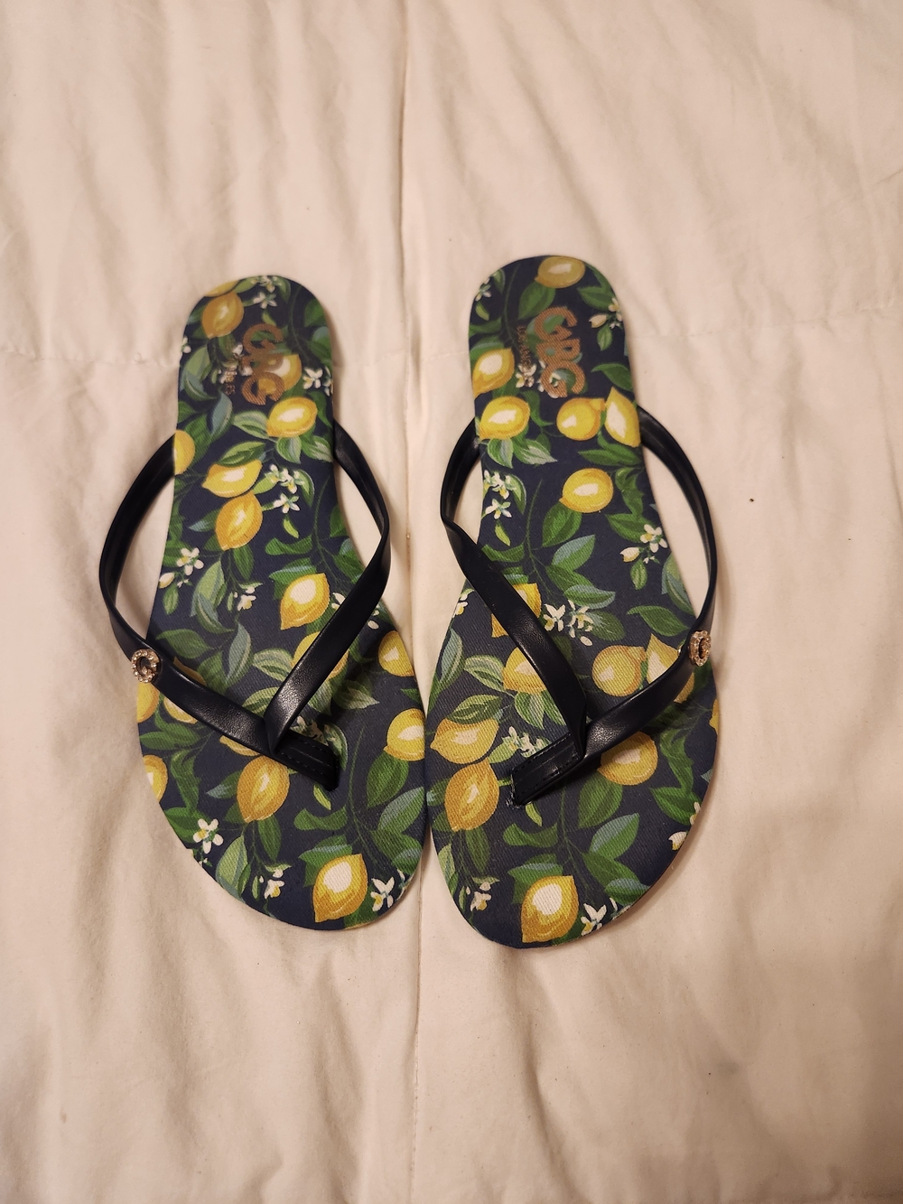 Lemon-Print Flip Flops
